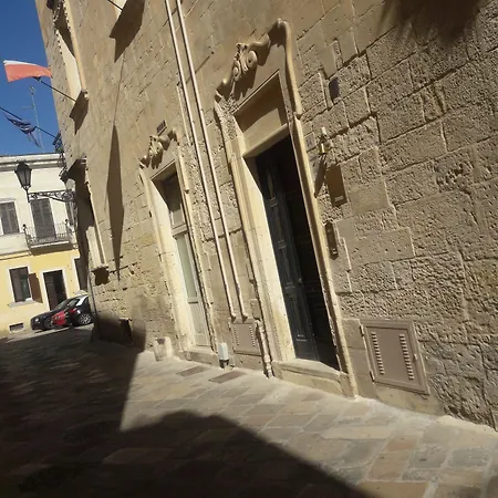 Gatto Bianco La Dimora Storica 3*