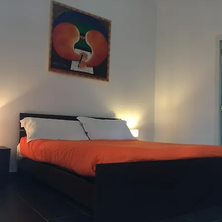 住宿加早餐酒店 Gatto Bianco La Dimora Storica 莱切