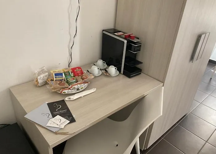 Gatto Bianco La Dimora Storica Lecce