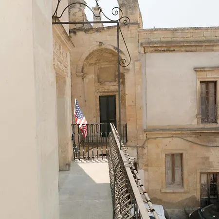 Gatto Bianco La Dimora Storica